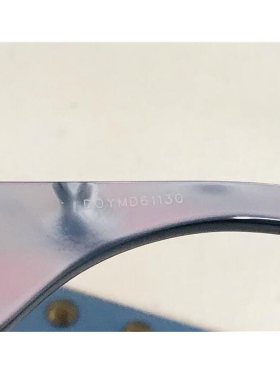 New Gucci Sunglasses Women’s GG 0516 S- 001 Black / Grey